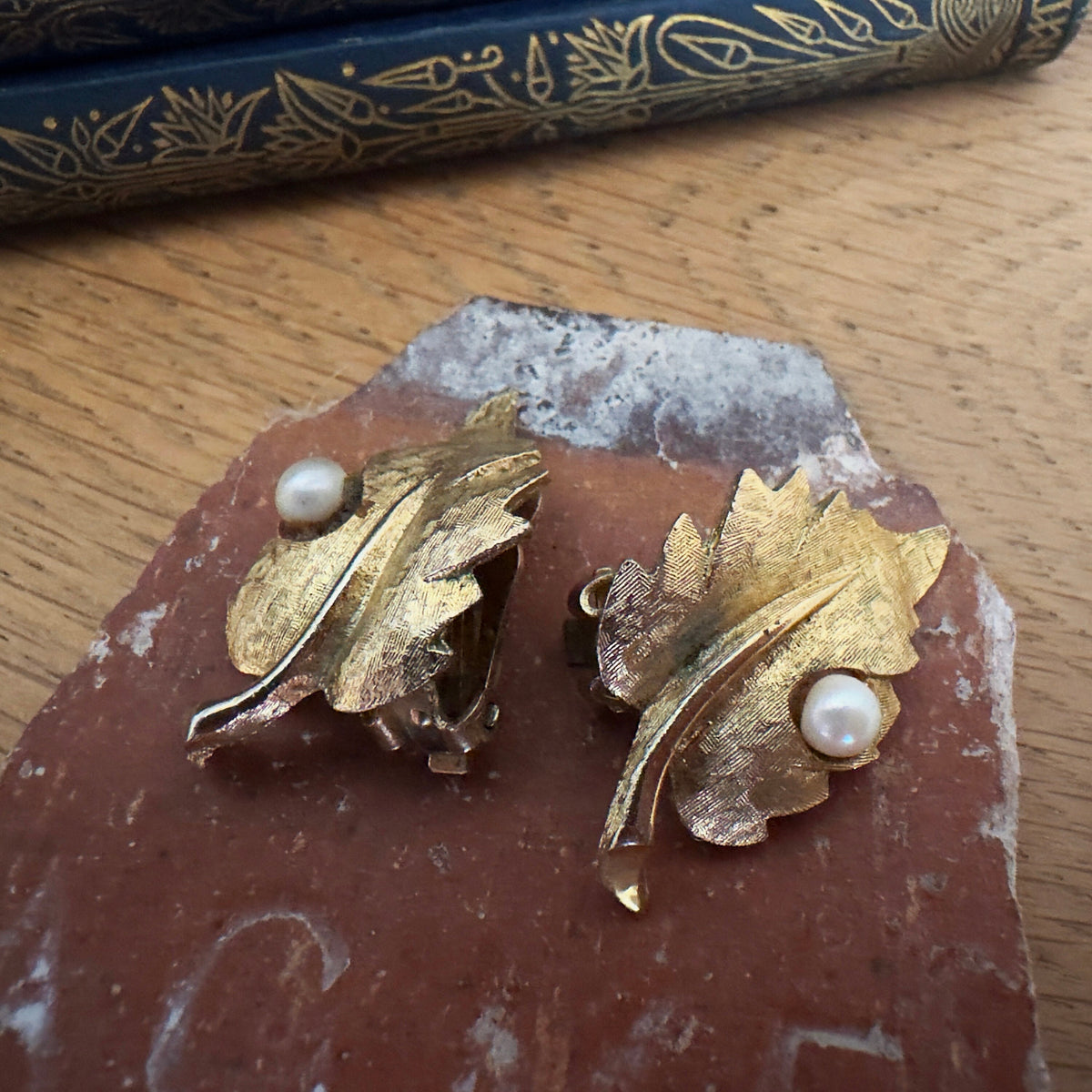 Vintage Gold Leaf Clip On Earrings