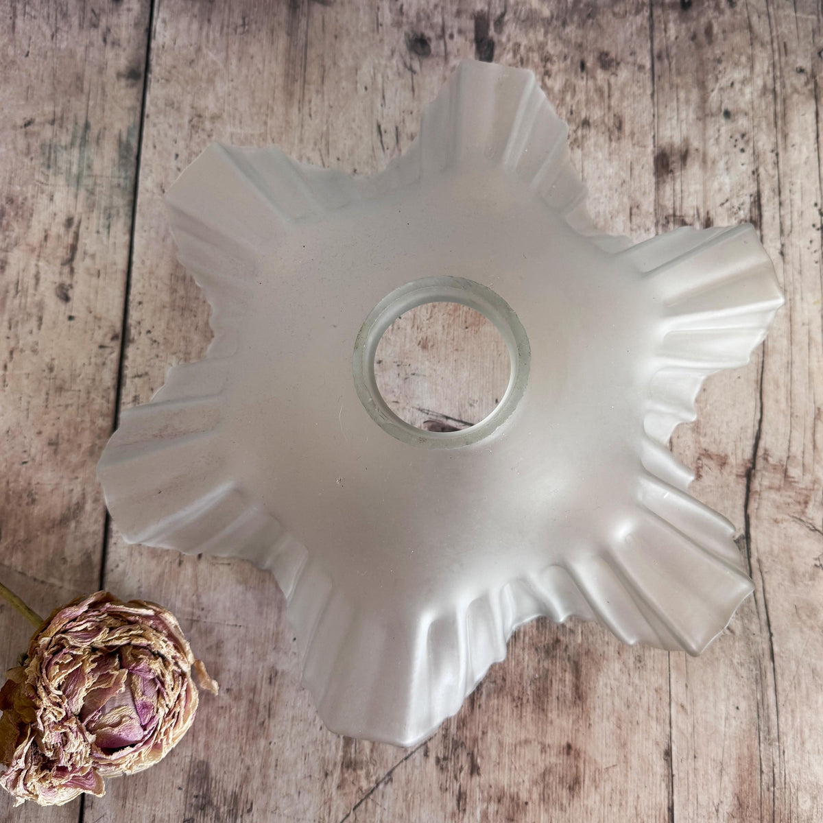 French Vintage Frosted Glass Ruffle Light Shade – detail 5
