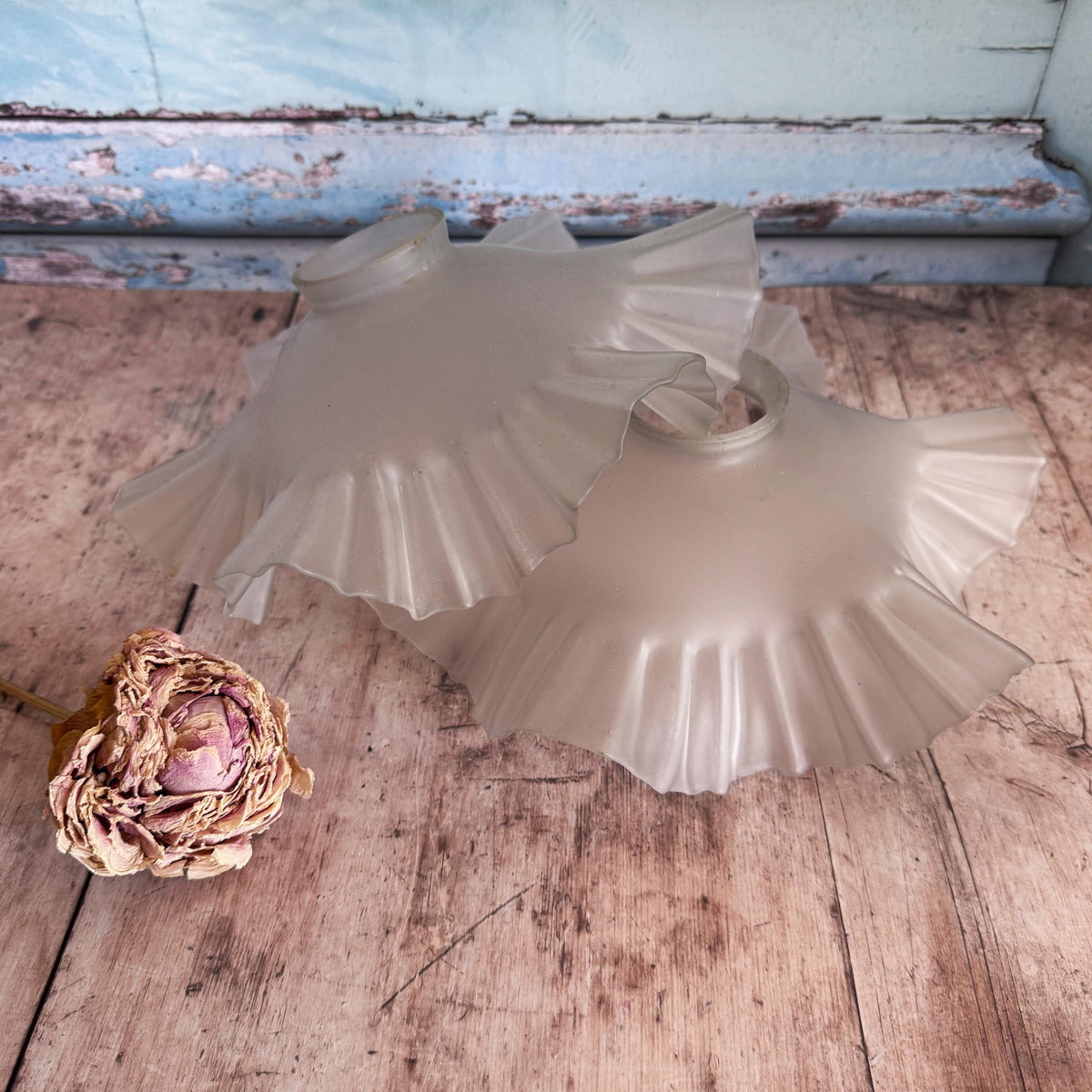 French Vintage Frosted Glass Ruffle Light Shade