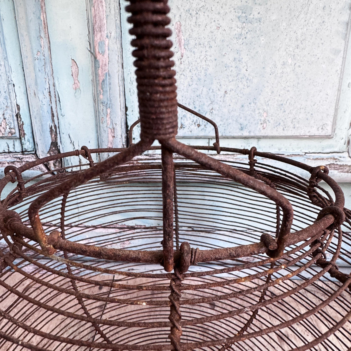 French Vintage Wire Egg Basket – detail 8