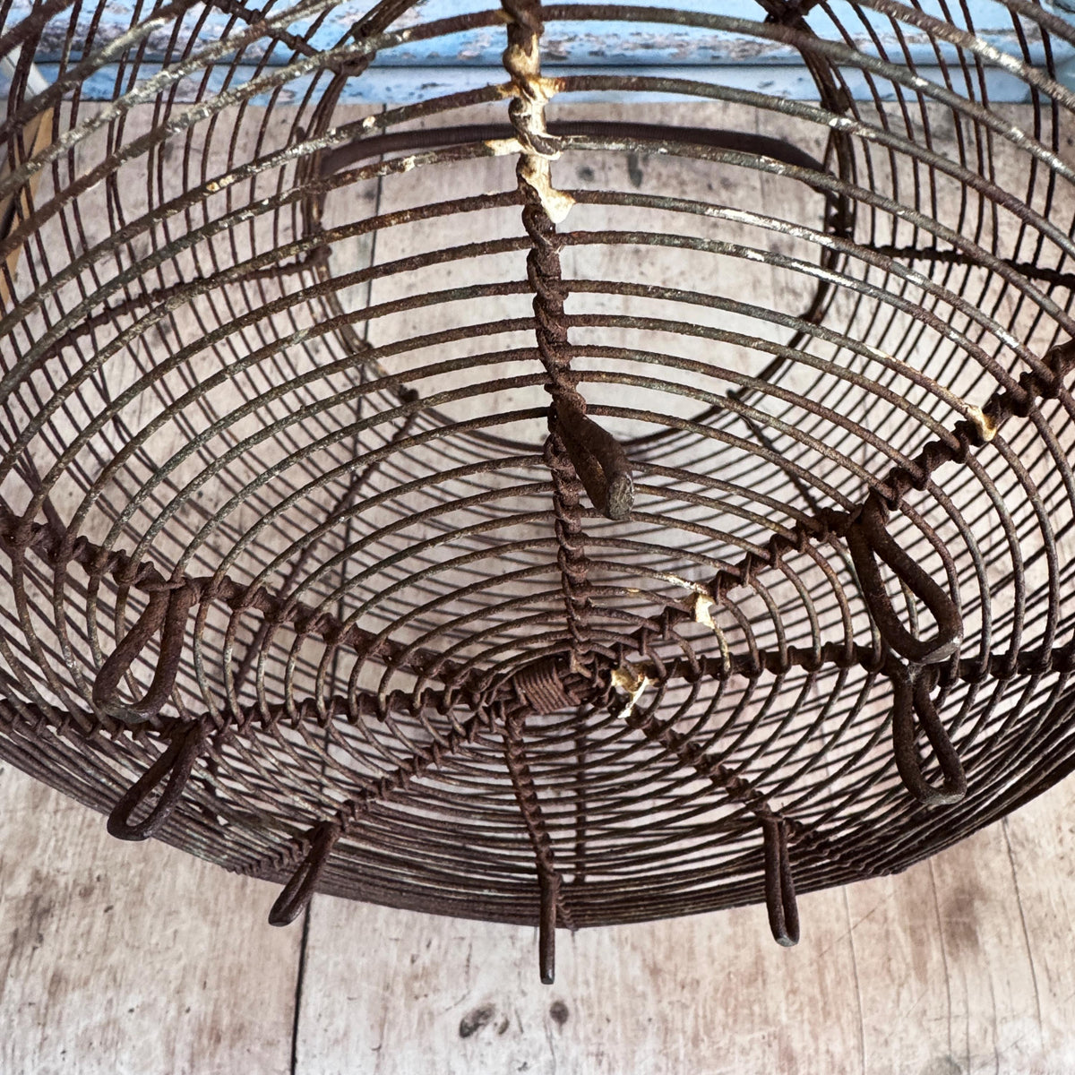 French Vintage Wire Egg Basket – detail 6