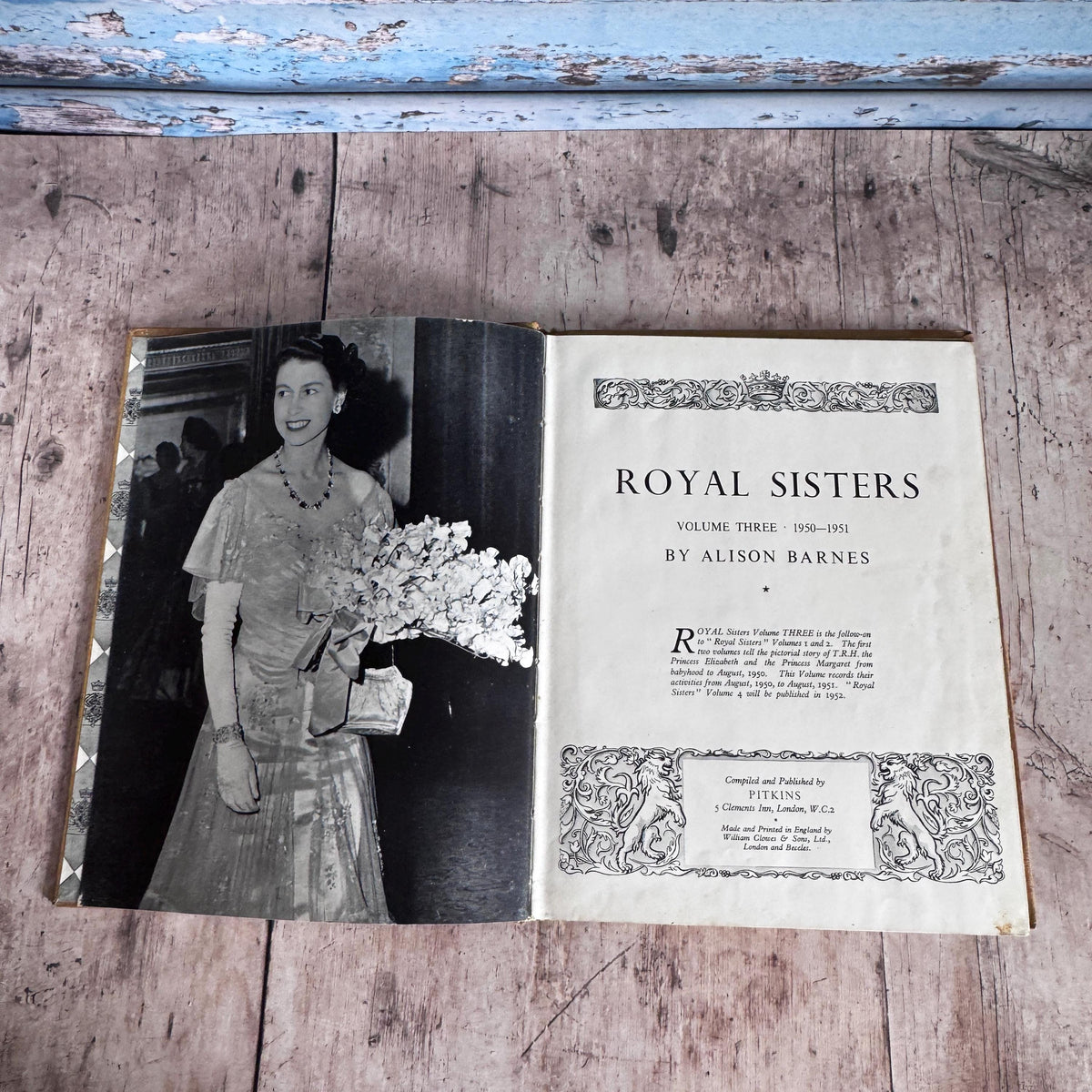 Royal Sisters Volume 3 Book, British Royal Family – detail 3