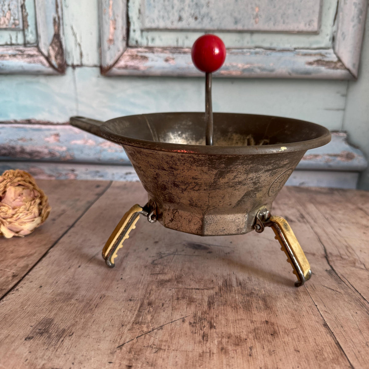 French Vintage Vegetable Grinder, Kitchenalia, Vintage Home – detail 6