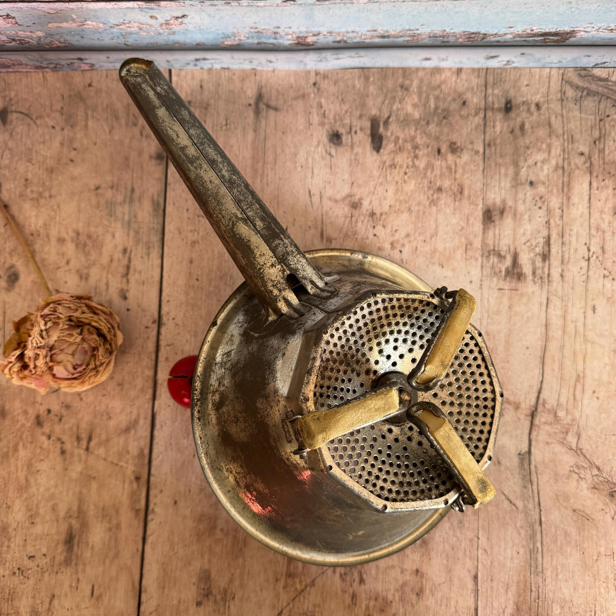 French Vintage Vegetable Grinder, Kitchenalia, Vintage Home – detail 7