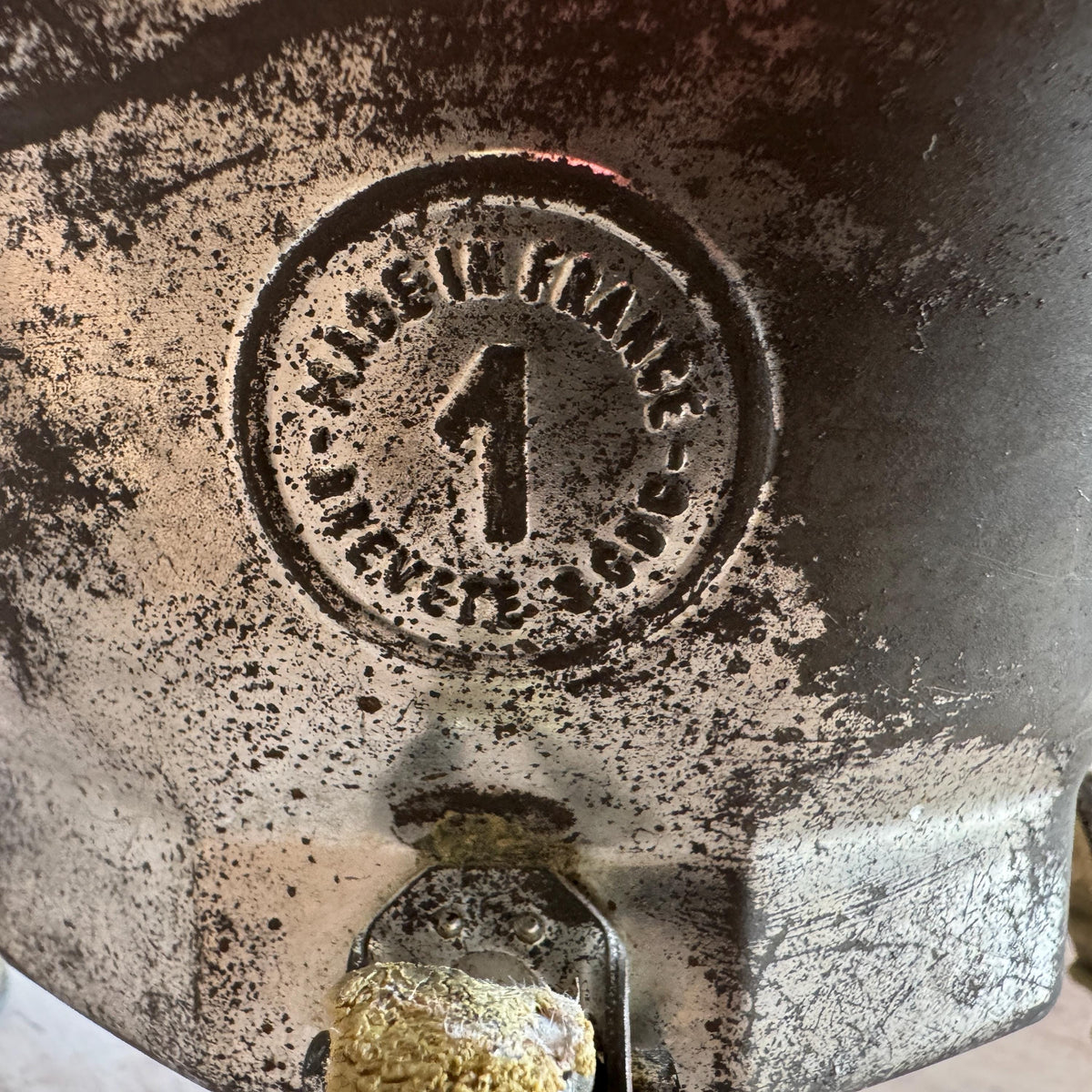 French Vintage Vegetable Grinder, Kitchenalia, Vintage Home – detail 4