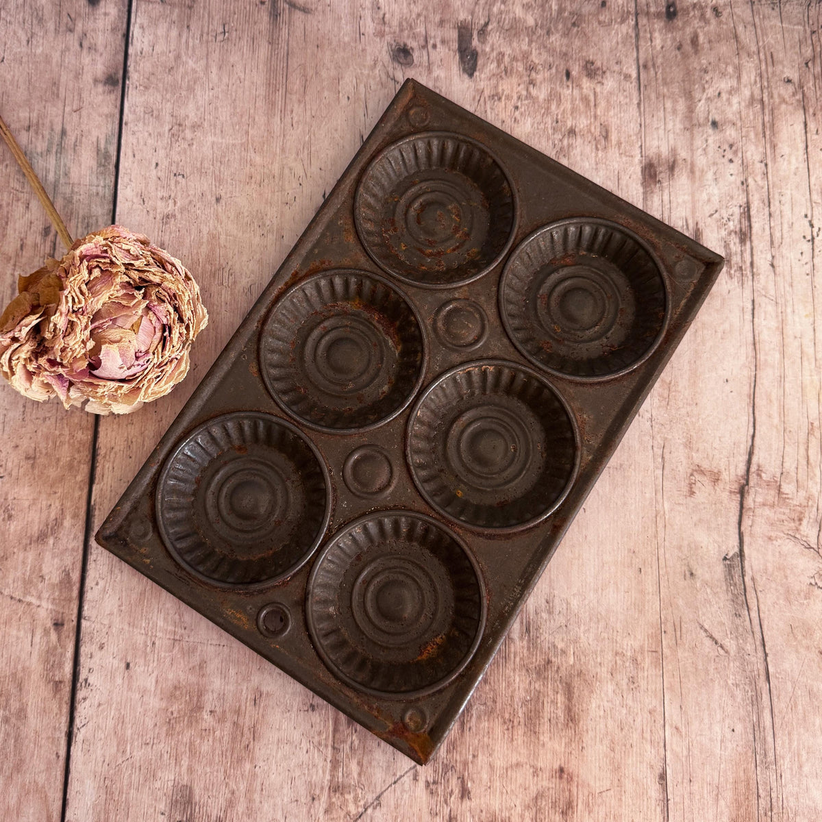 Vintage Baking Tray – detail 2