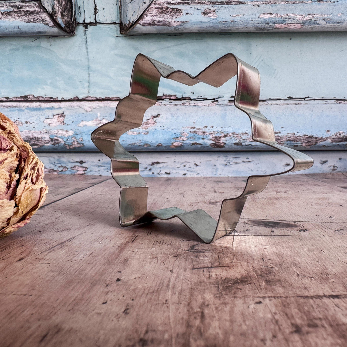 Vintage Pastry Cutters – detail 4
